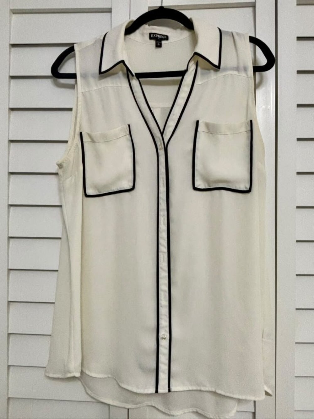 Express Sleeveless Portofino Blouse